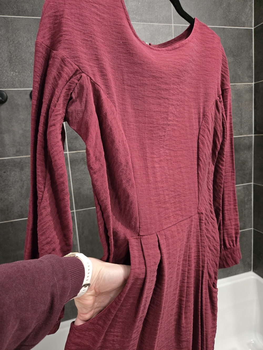 Women's Long-Sleeve Textured Midi Dress - Red